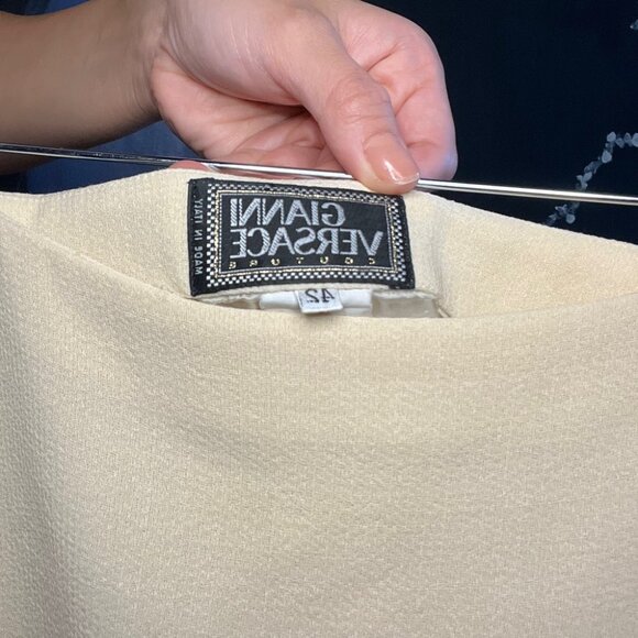 Vintage Versace Cream Knee-length Skirt - Size M (EU 42) - Picture 4 of 5